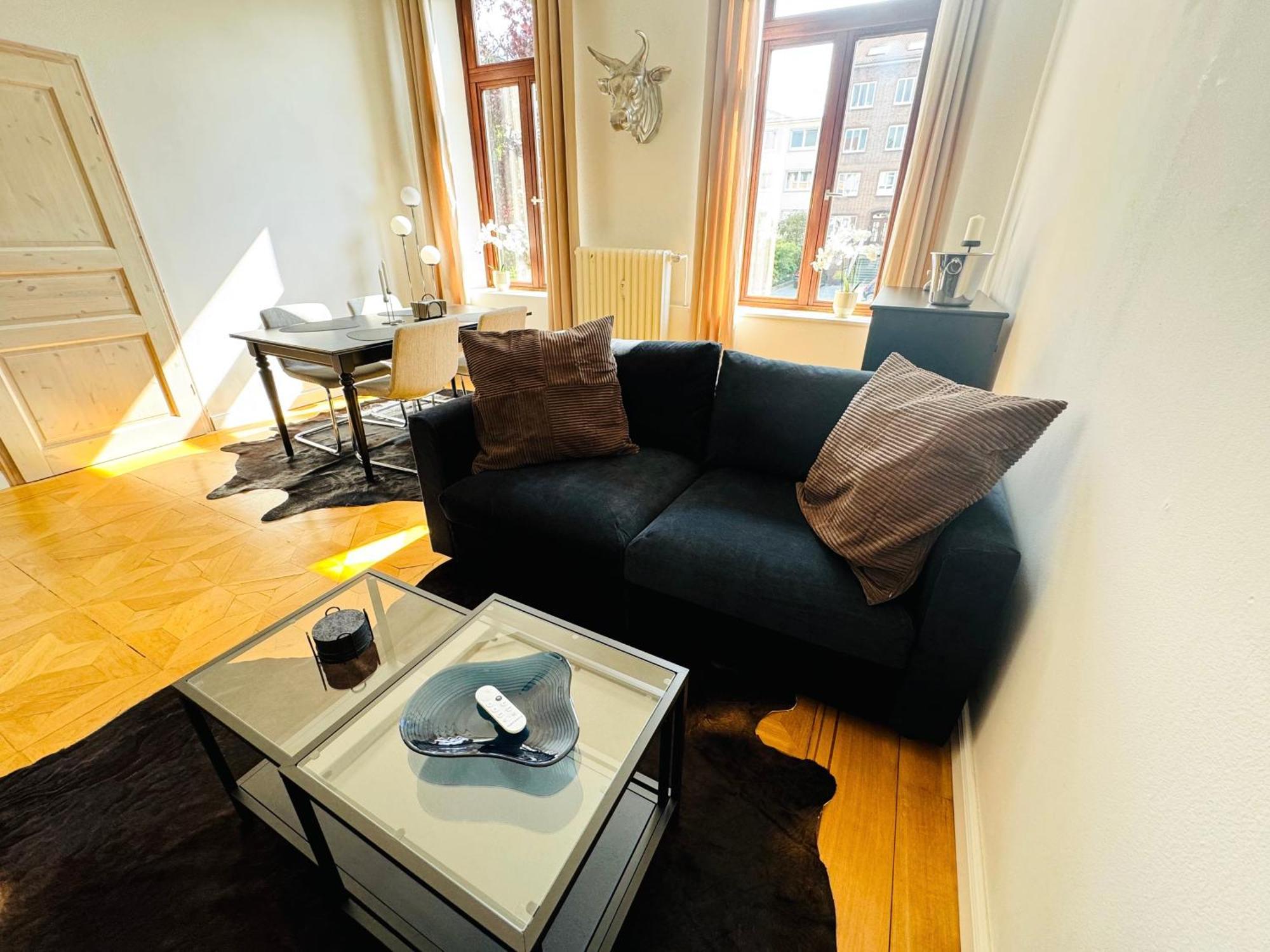 Superhosts Zentrum - Parkplatz - Badewanne - Netflix - Kaffee BRE Екстериор снимка